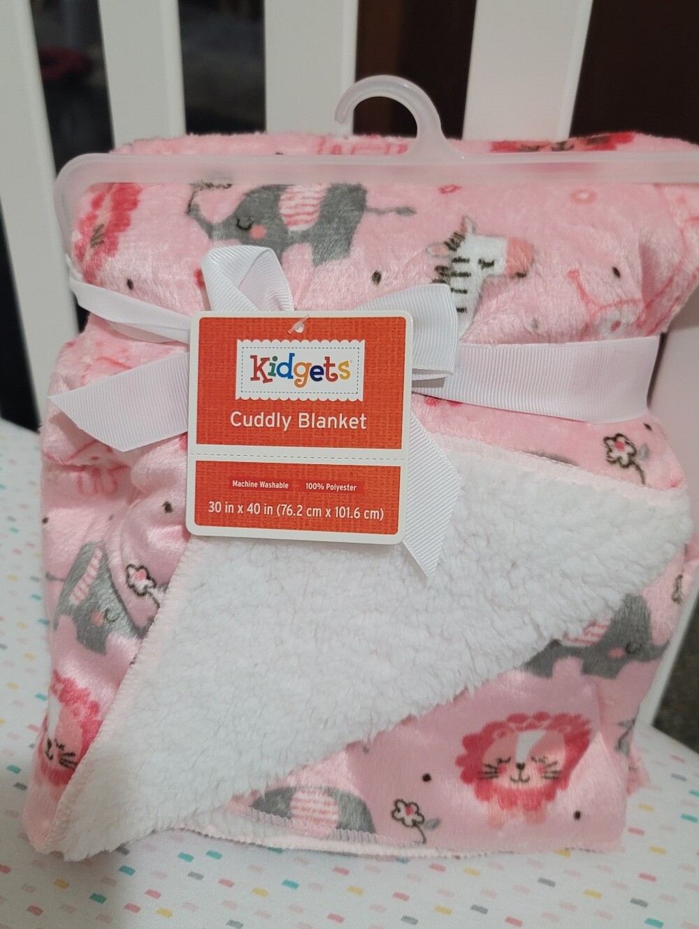 NWT Kidgets Baby Gilr Pink Plush Blanket SIZE 30 In X 40 Inches